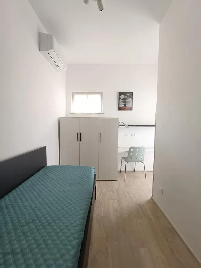 Incantevole Appartamento Genova Quinto Vicino Alla Spiaggia Apartman